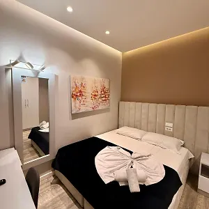 nestrest-apartments.albaniahotels.org/